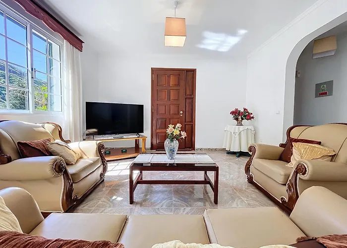 Familia Teixeira House By Ah